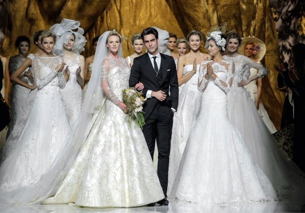 Pronovias Barcelona'dan 2014 Gelinlik Koleksiyonu