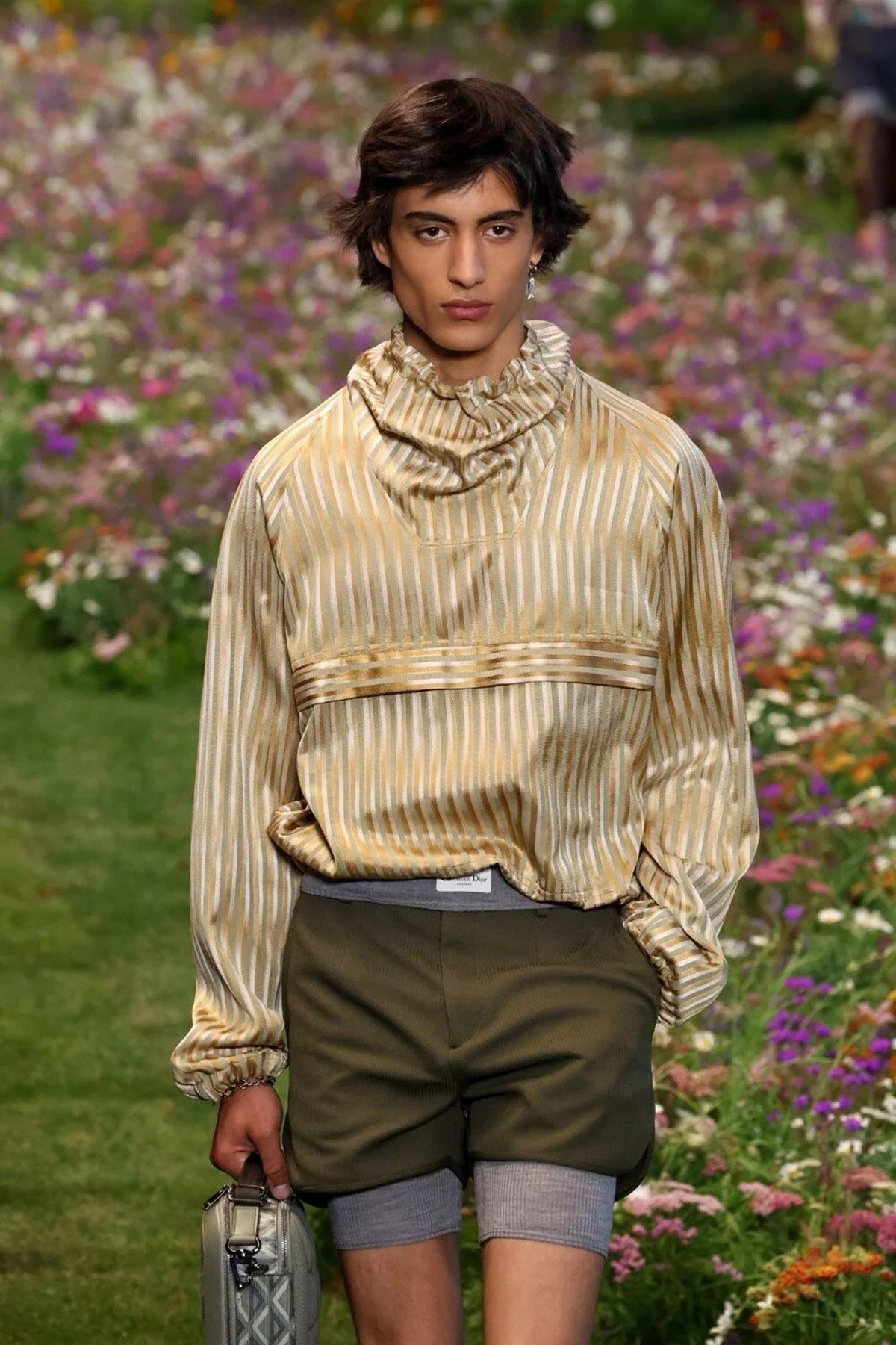 Moda devi, Türk kumaşı DIOR