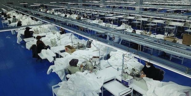 300 işçinin çalıştığı fabrikada koronavirüs paniği