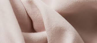 Penye Kumaş Nedir? Özellikleri, Üretimi ve Kullanım Alanları