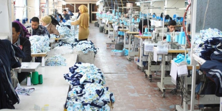 Tekstil işçisinin tedirgin bekleyişi
